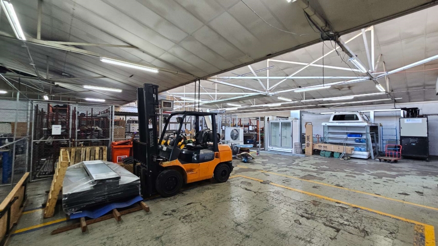 To Let commercial Property for Rent in Parow Industrial Western Cape